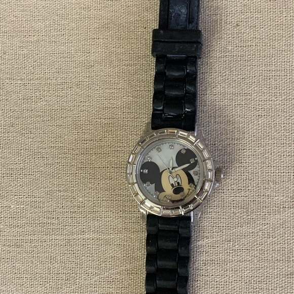 Disney Mickey Mouse watch - Picture 8 of 8